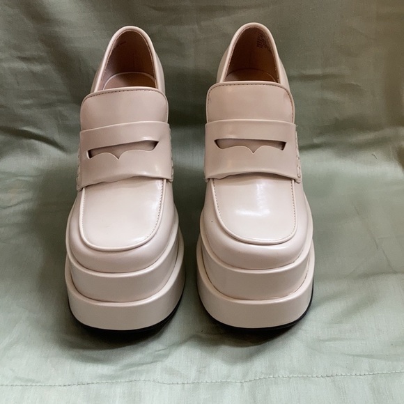 Steve Madden Heels - Picture 2 of 5